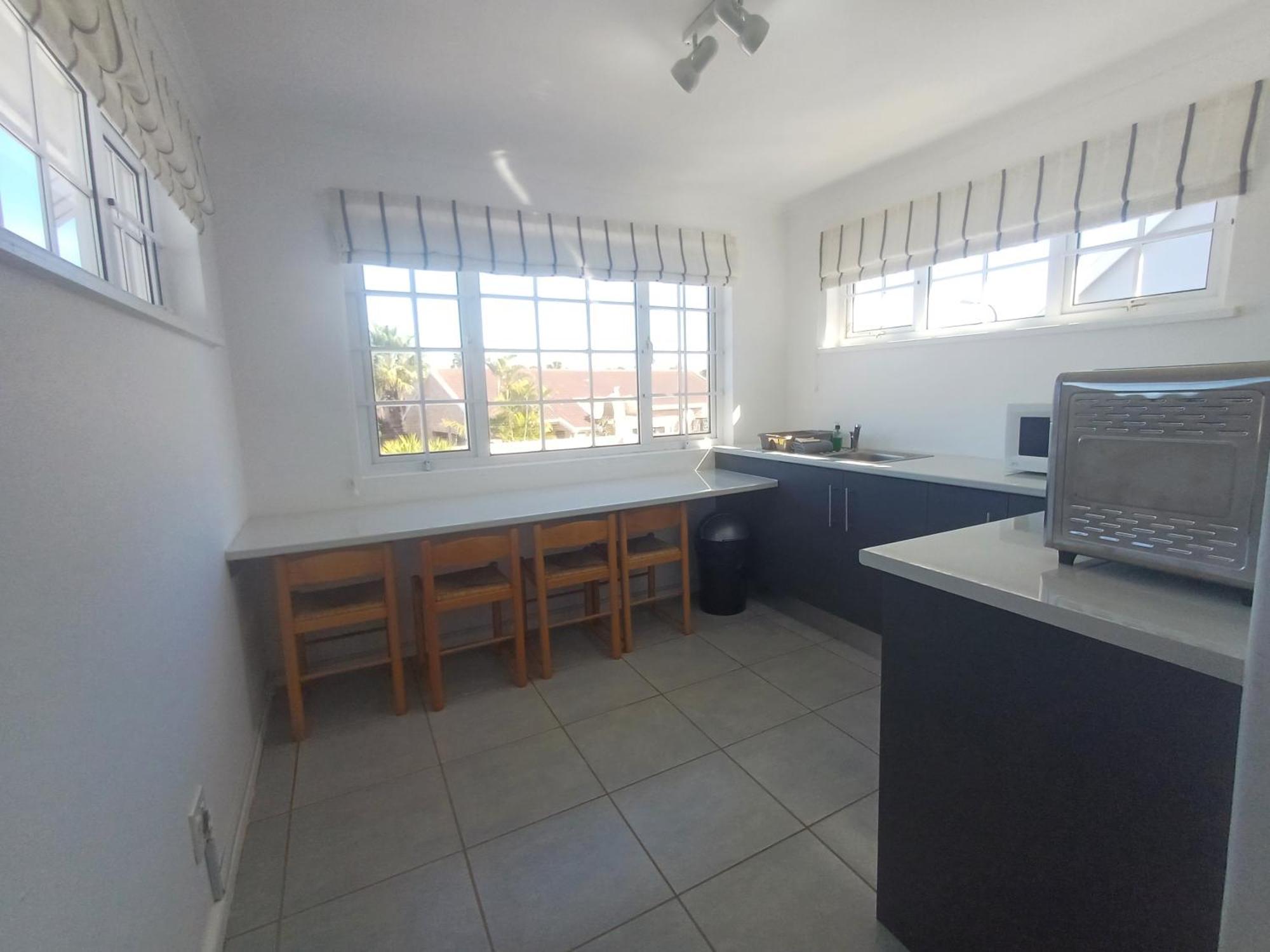 Millard Crescent Guest House Port Elizabeth Exterior photo